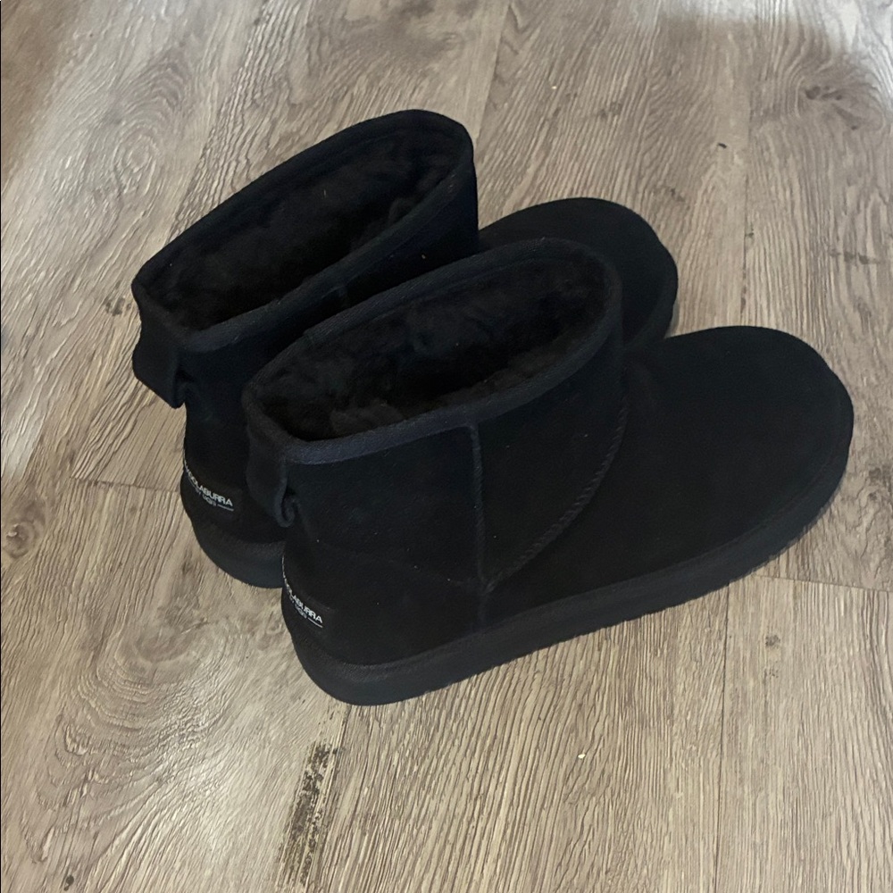 Koolaburra Black Women's Shoes ($85 value) NEW
